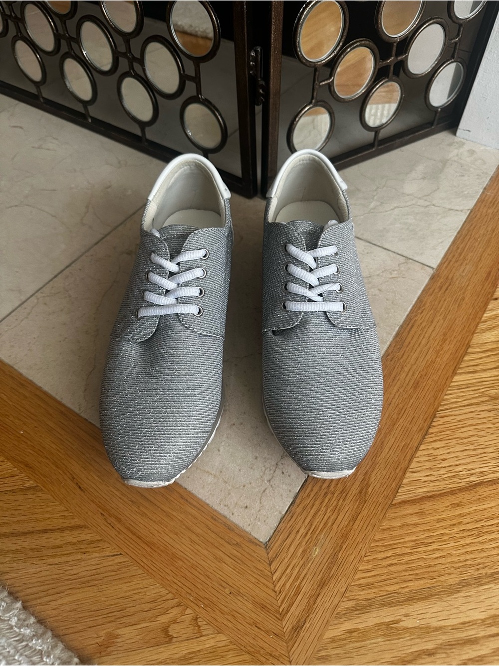 Women’s Casual Metallic Gray Knit Lace-Up Sneakers